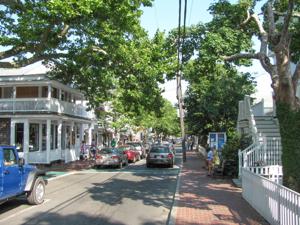 Main Street Edgartown Ma   By John Phelan   Wikimedia